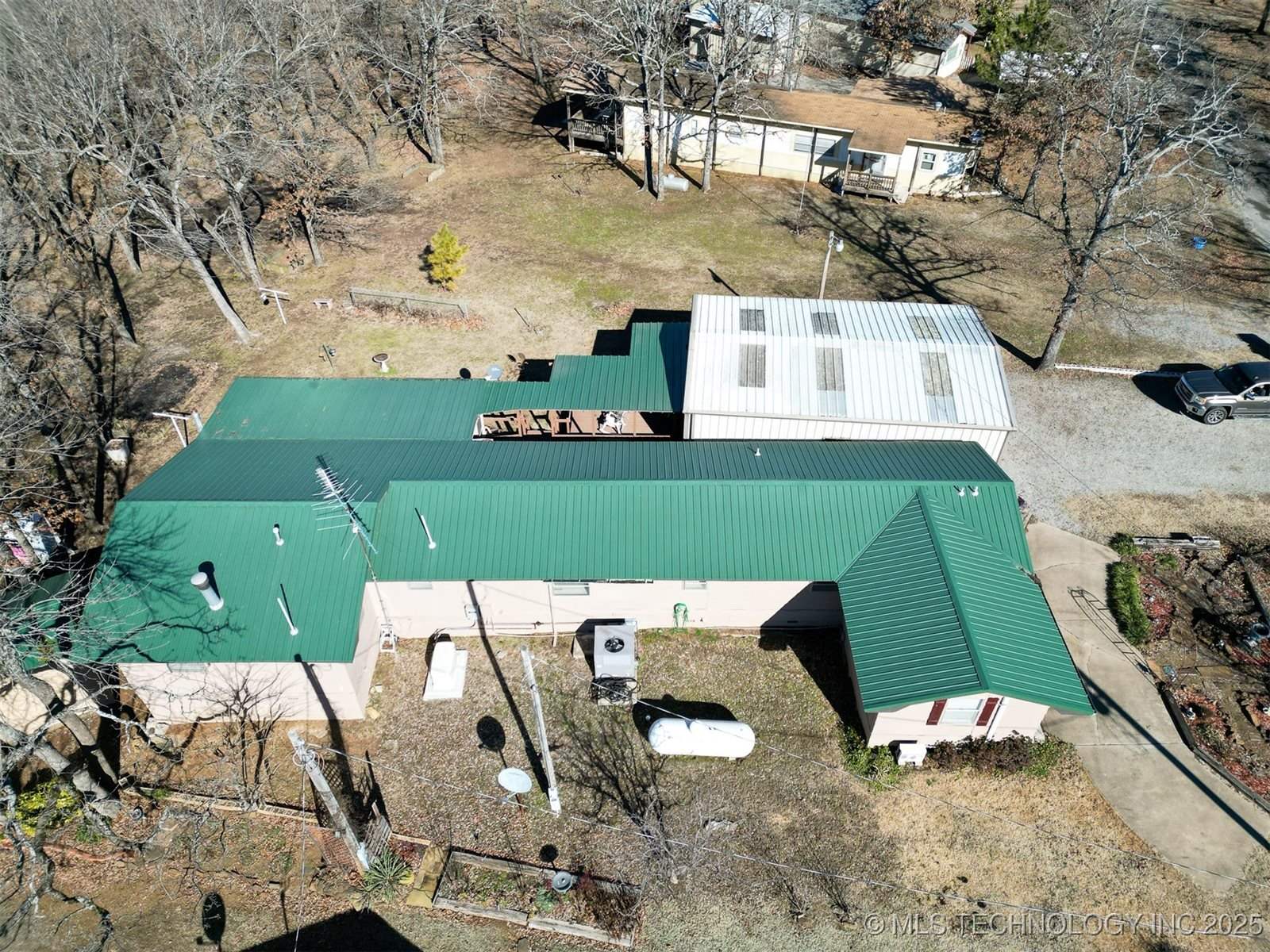 374 Cedar Tree Drive, Crowder, OK 74430