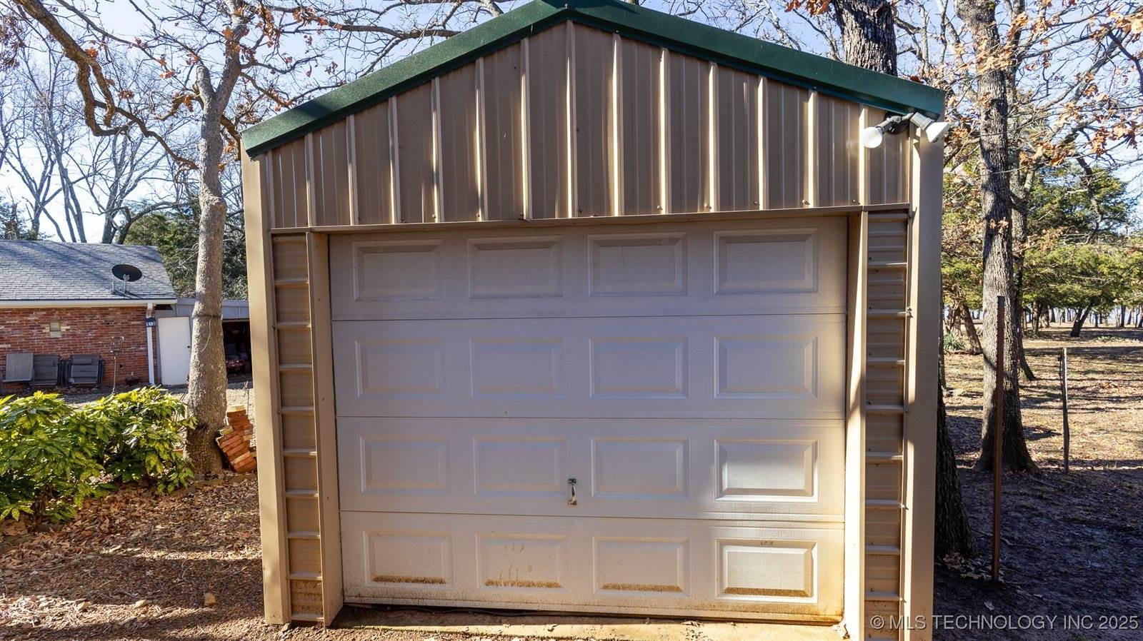 374 Cedar Tree Drive, Crowder, OK 74430