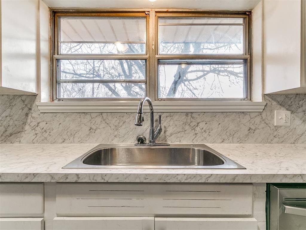 1805 South Jensen Avenue, El Reno, OK 73036