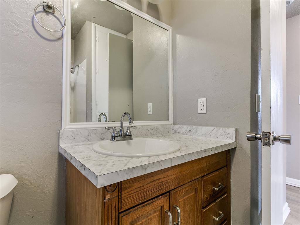 1805 South Jensen Avenue, El Reno, OK 73036