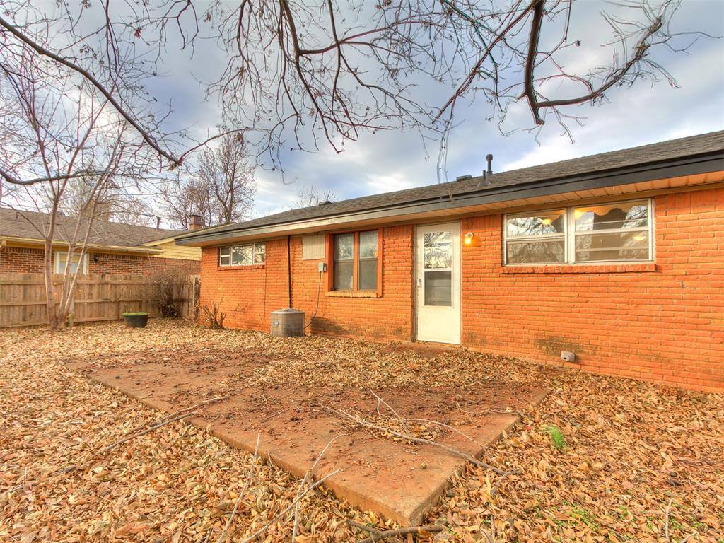 1805 South Jensen Avenue, El Reno, OK 73036