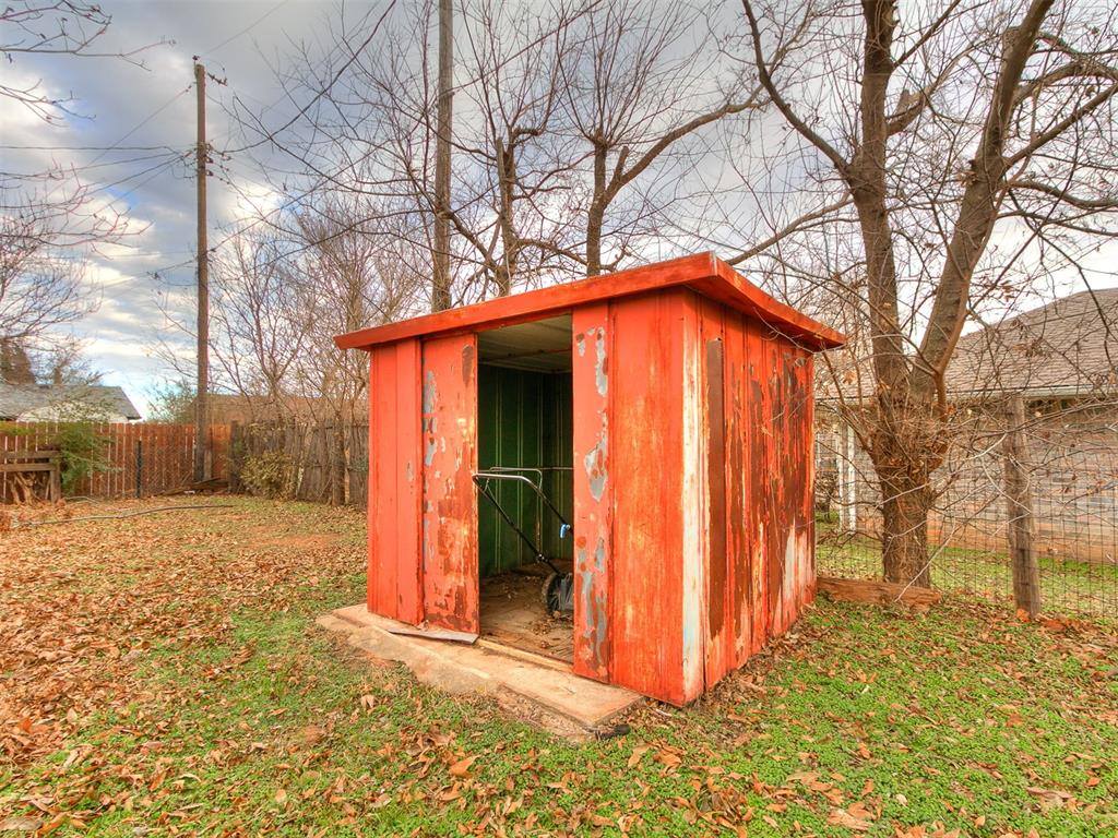 1805 South Jensen Avenue, El Reno, OK 73036