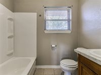 1805 South Jensen Avenue, El Reno, OK 73036