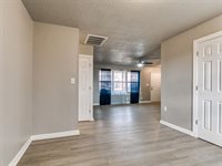 1805 South Jensen Avenue, El Reno, OK 73036