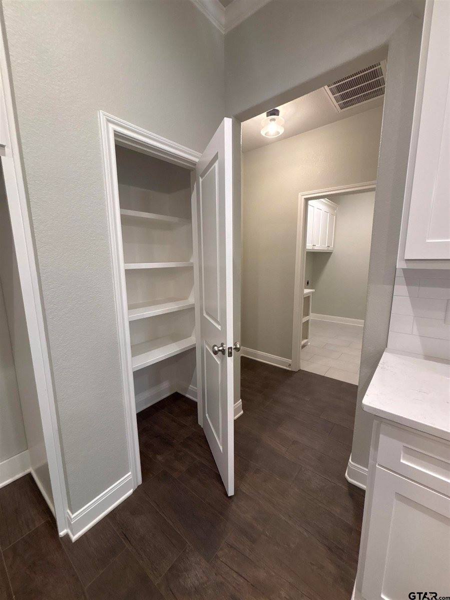 11754 Jayden Ln, Tyler, TX 75703