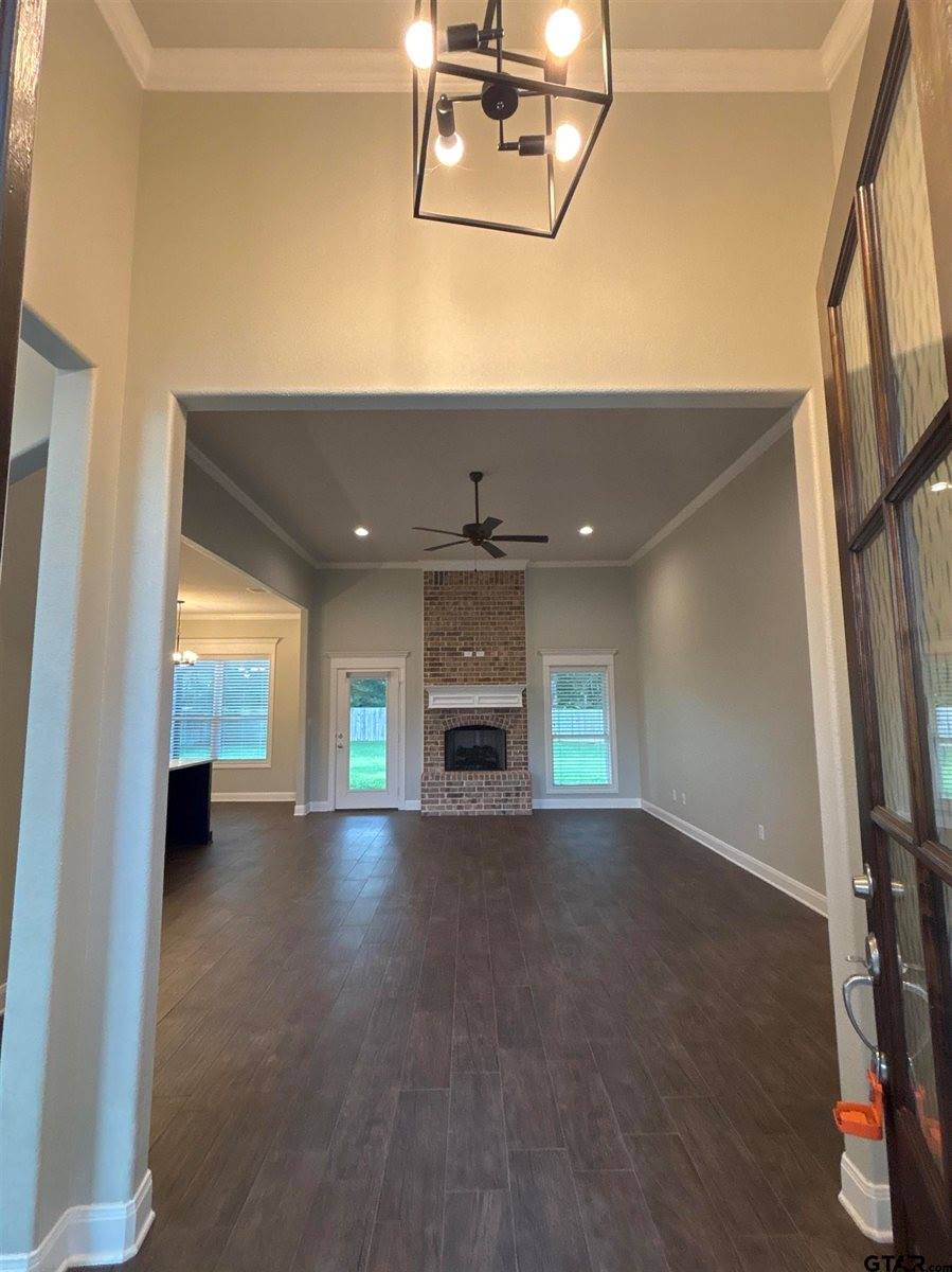 11754 Jayden Ln, Tyler, TX 75703