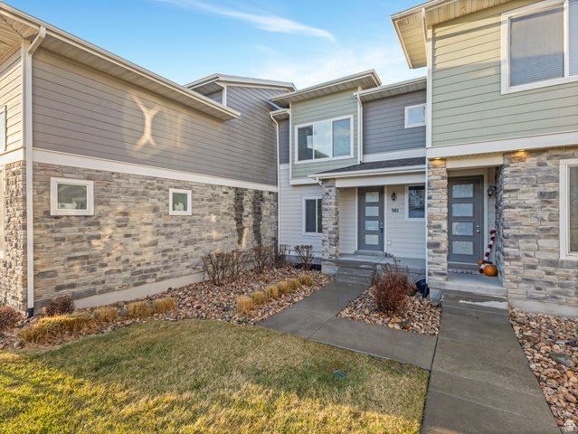 981 West Cyan Valley Way, Bluffdale, UT 84065