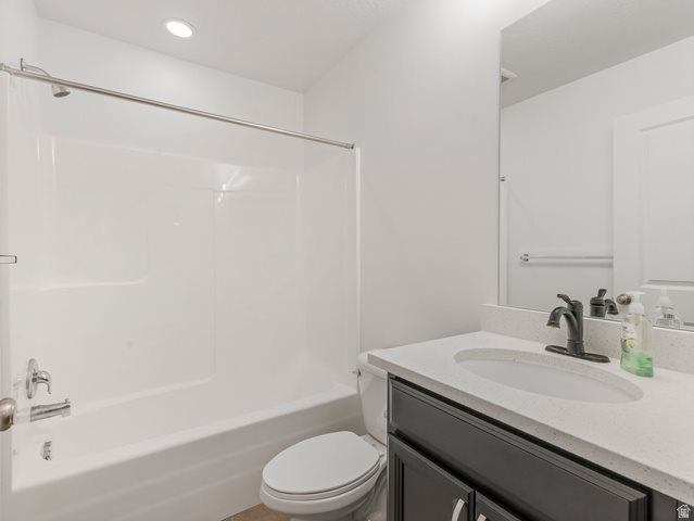 981 West Cyan Valley Way, Bluffdale, UT 84065