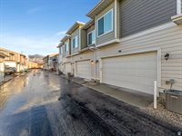 981 West Cyan Valley Way, Bluffdale, UT 84065