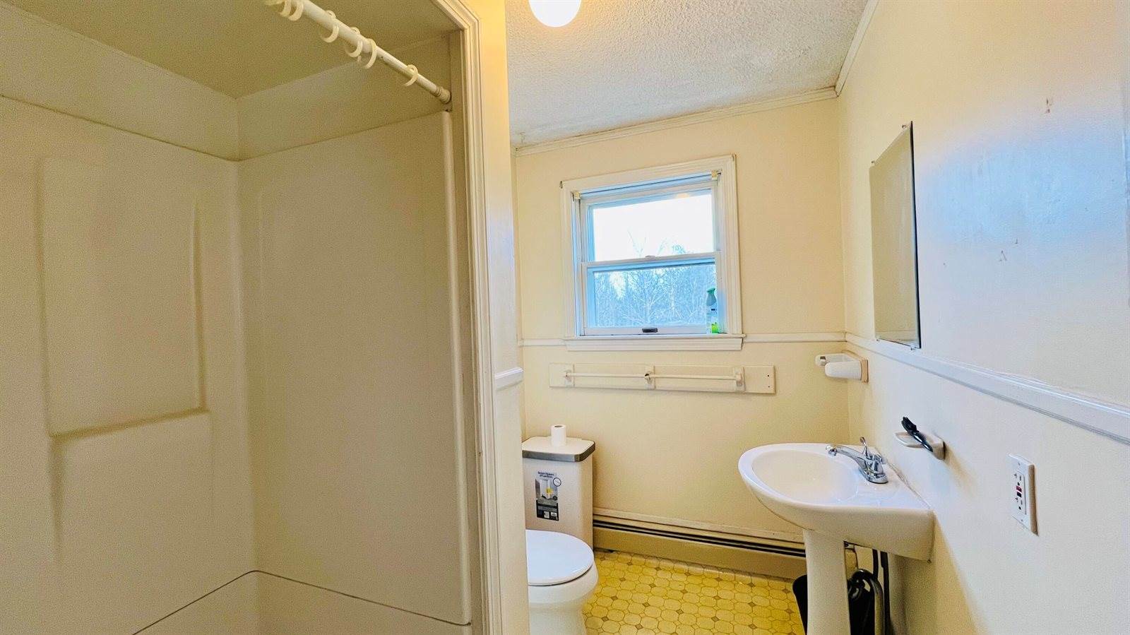 1883 Essex Street, Bangor, ME 04401