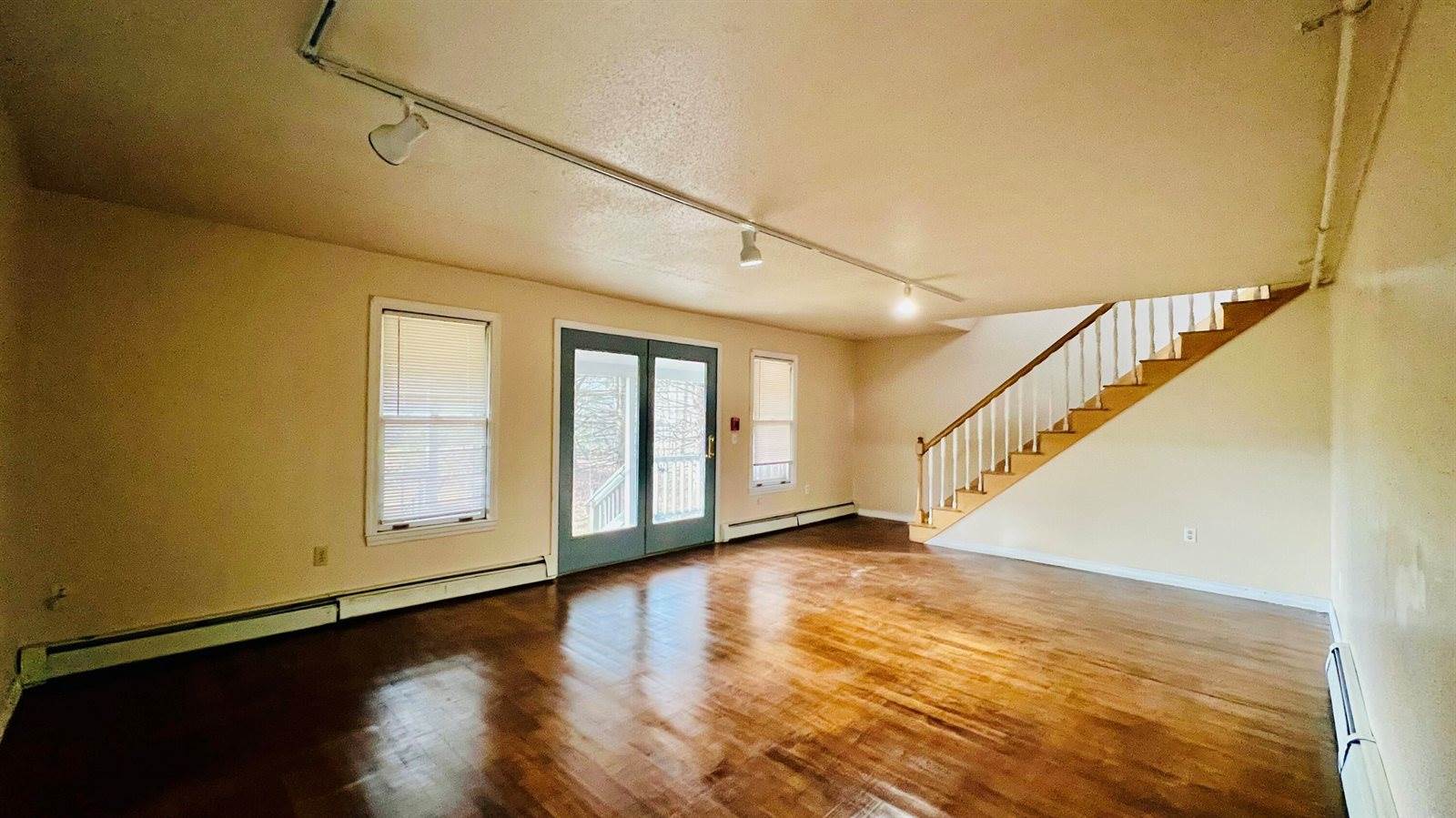 1883 Essex Street, Bangor, ME 04401