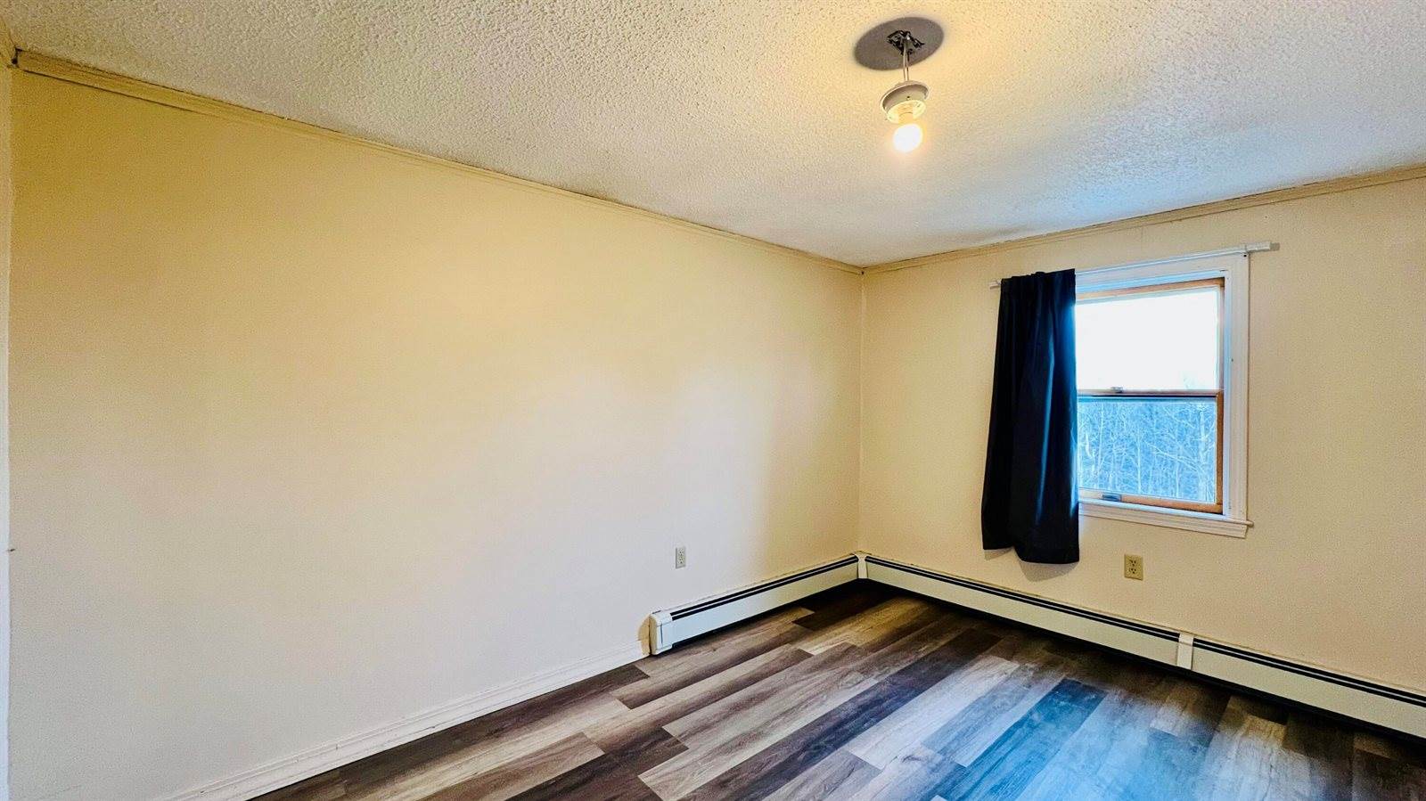 1883 Essex Street, Bangor, ME 04401