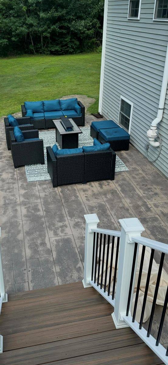 1306 Hudson Road, Glenburn, ME 04401