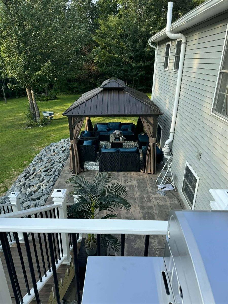 1306 Hudson Road, Glenburn, ME 04401