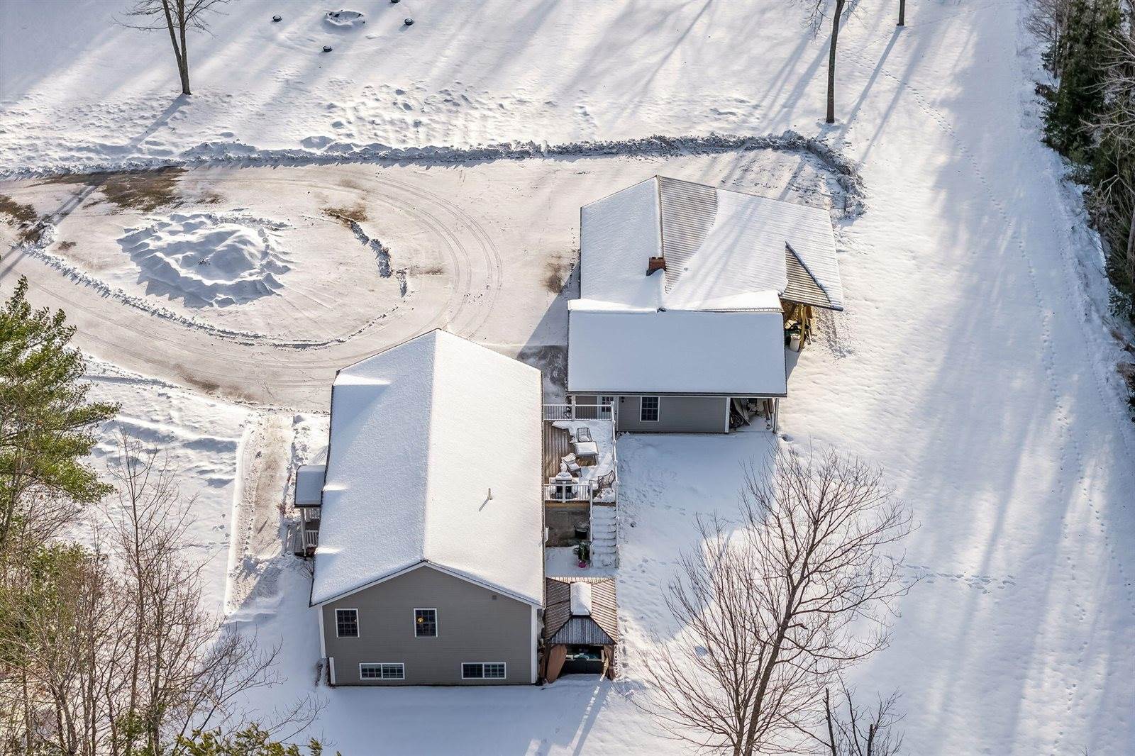 1306 Hudson Road, Glenburn, ME 04401