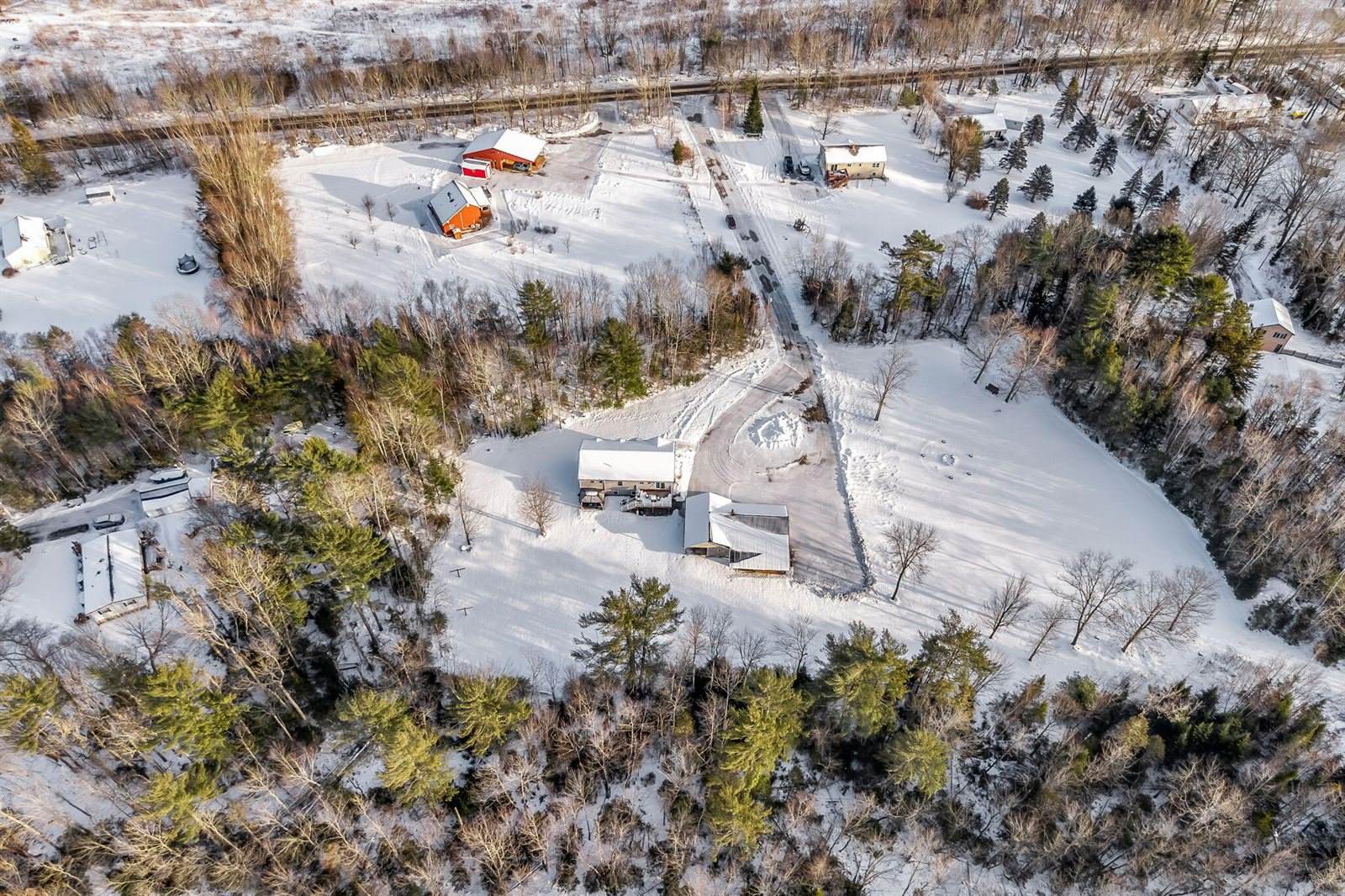 1306 Hudson Road, Glenburn, ME 04401