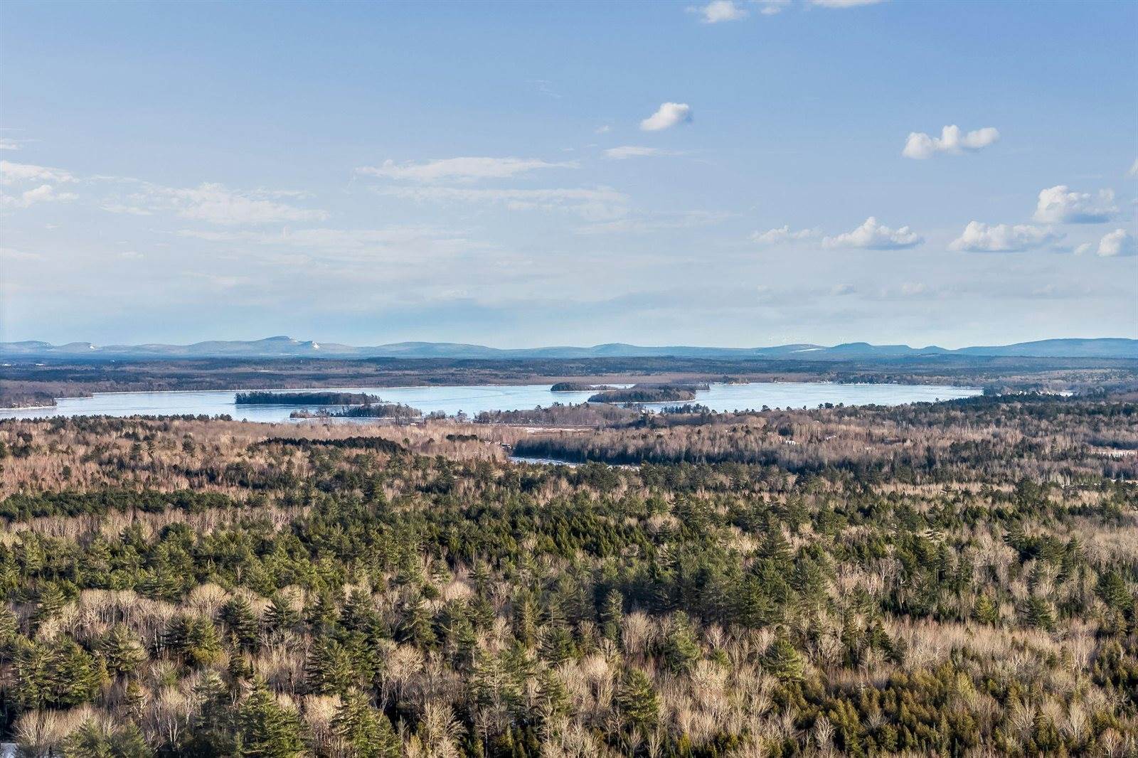 1306 Hudson Road, Glenburn, ME 04401