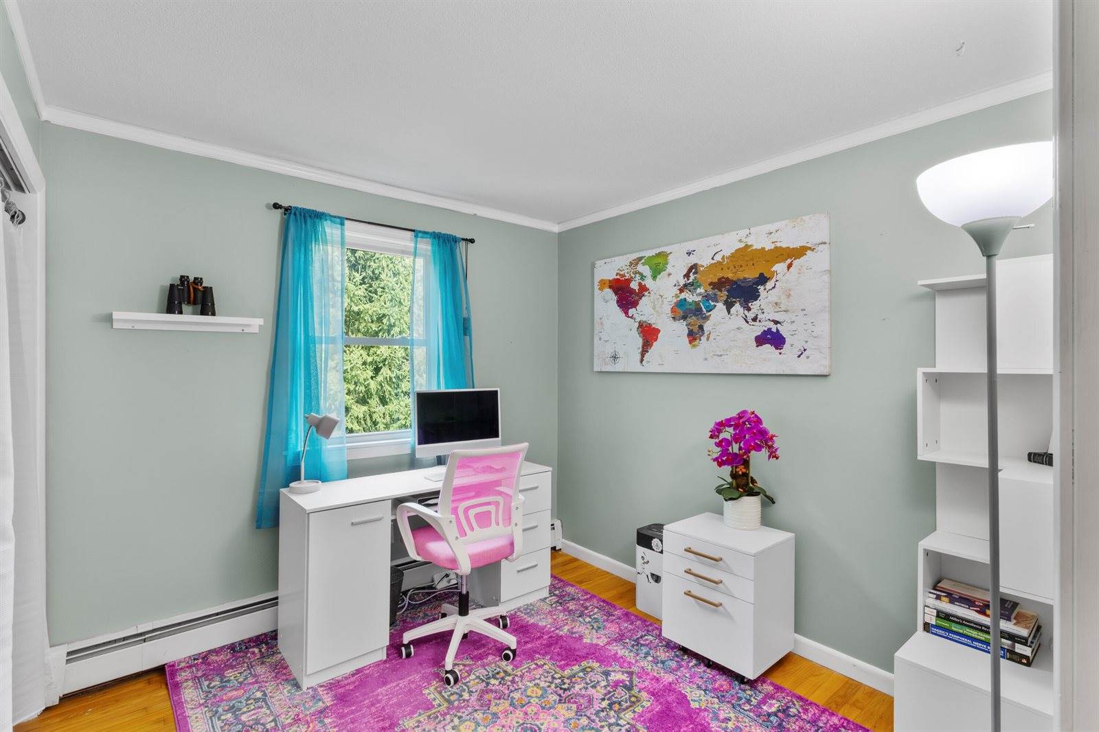 32 Charles Drive, Holden, ME 04429