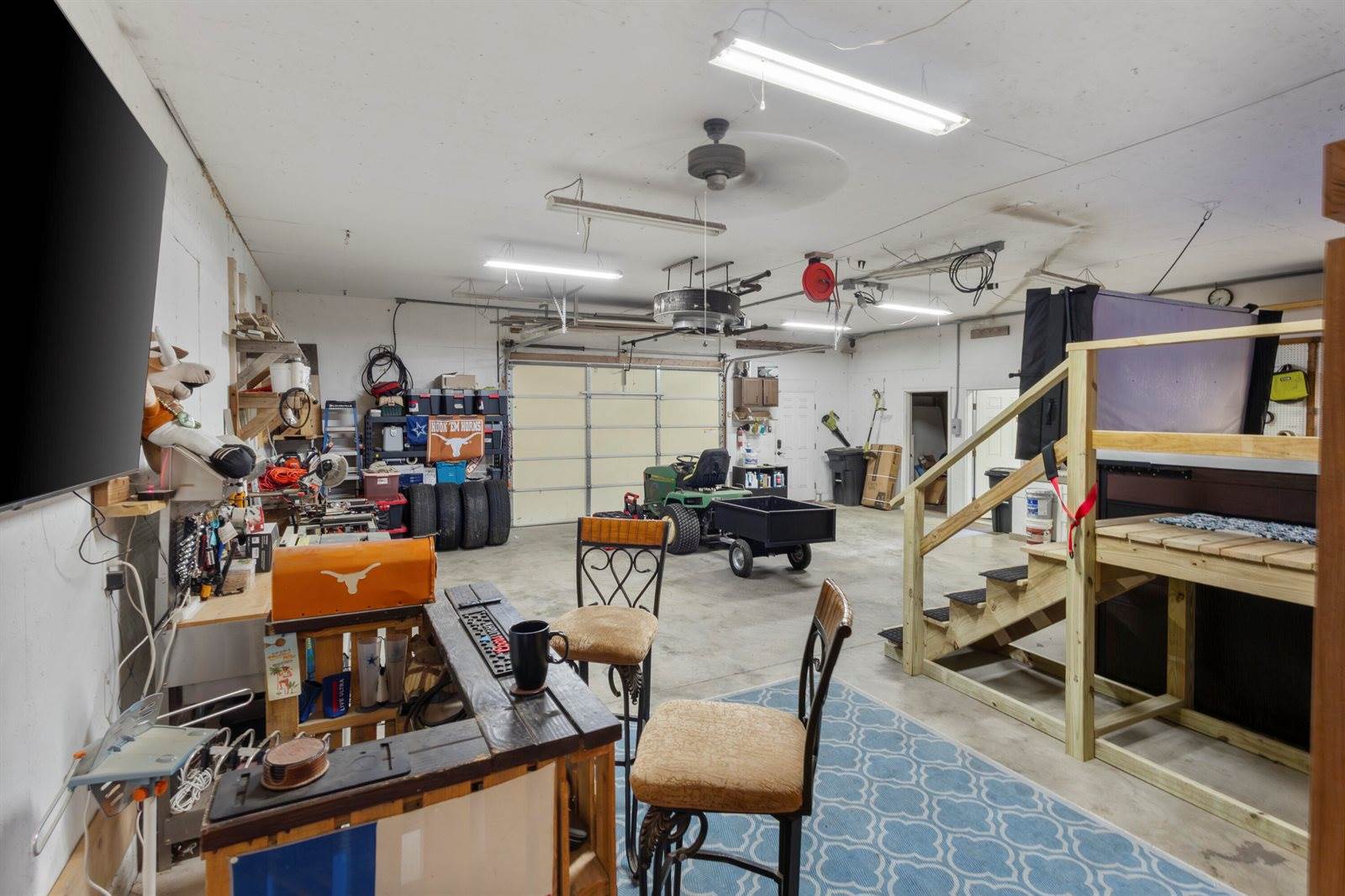 32 Charles Drive, Holden, ME 04429