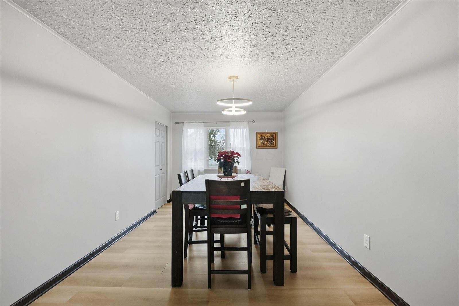 8048 Johnstown Utica Road, Johnstown, OH 43031