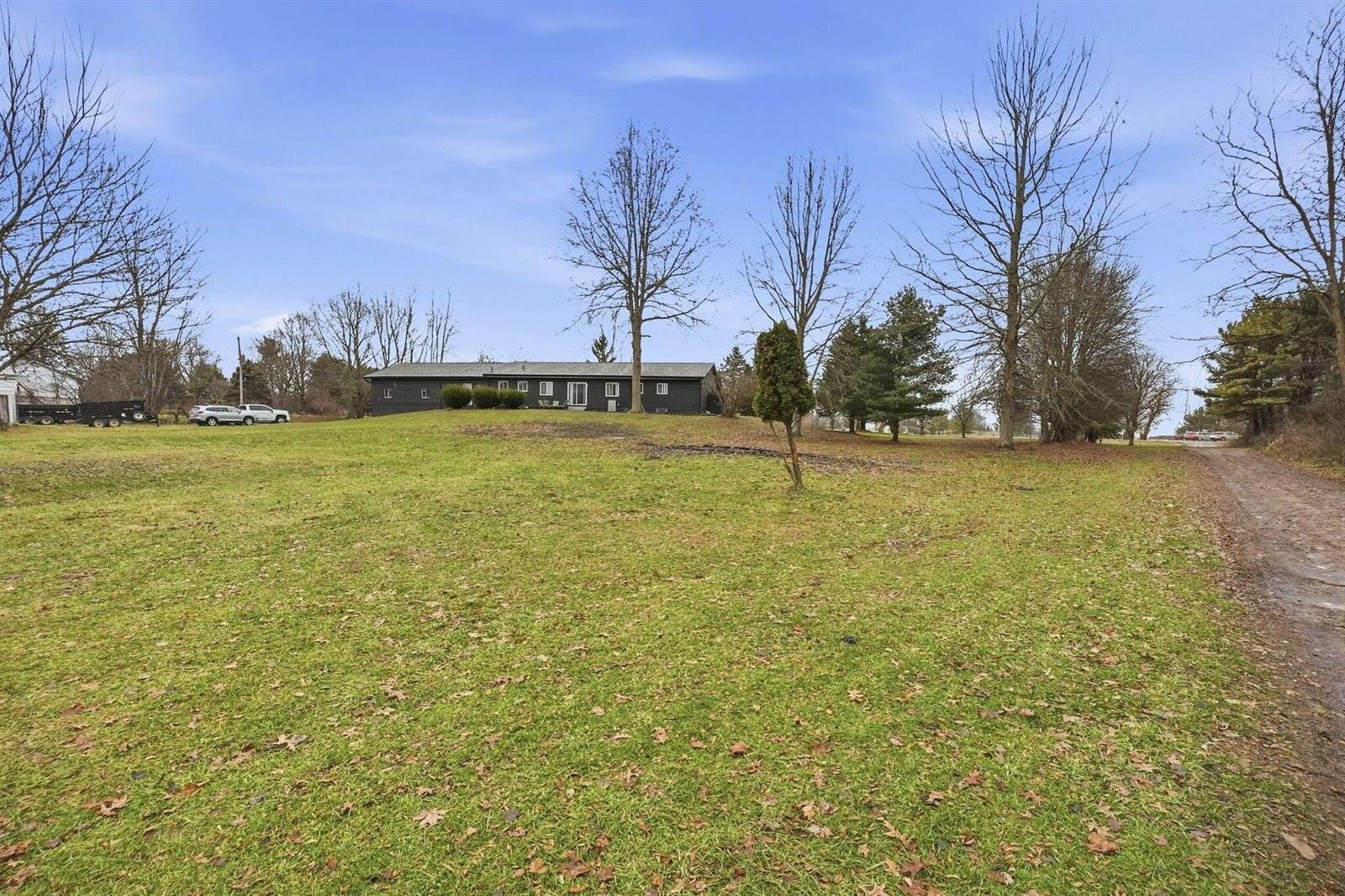 8048 Johnstown Utica Road, Johnstown, OH 43031