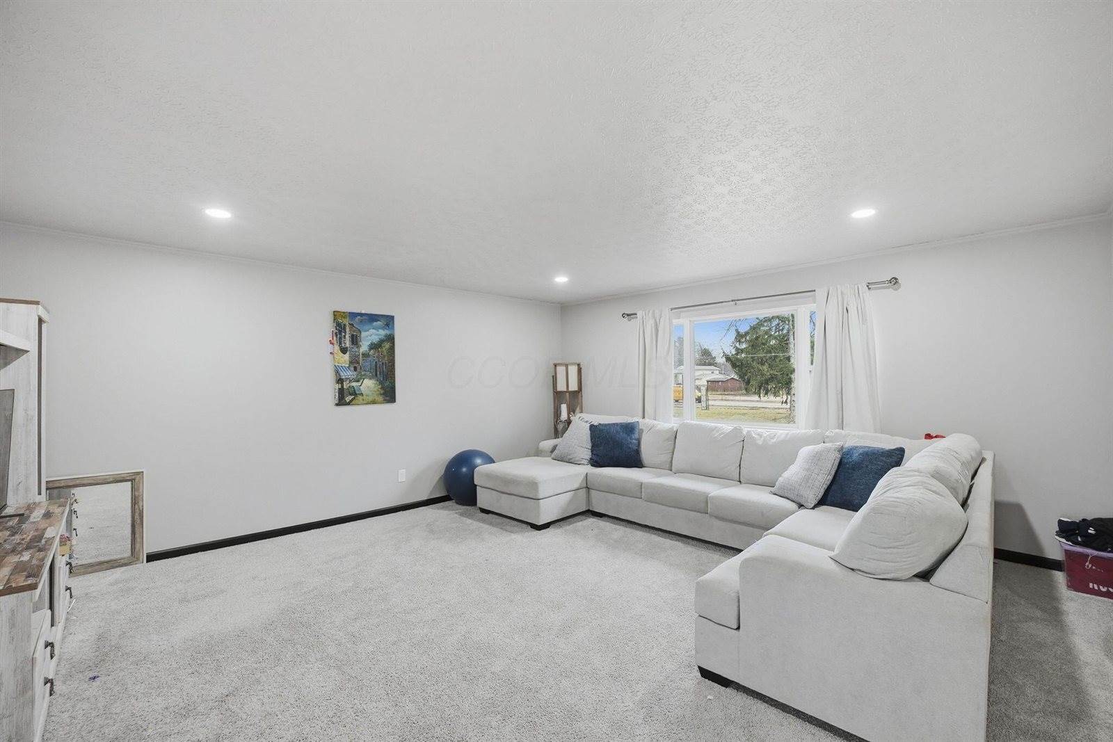 8048 Johnstown Utica Road, Johnstown, OH 43031