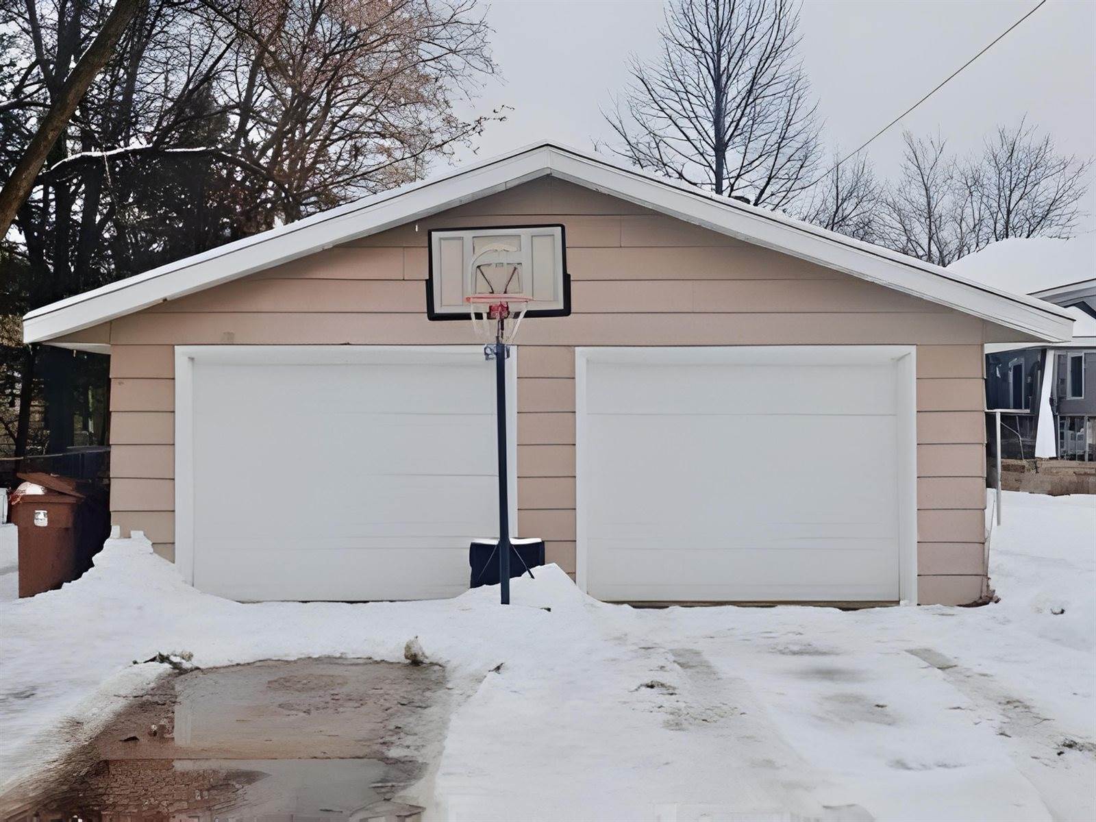 2609-2611 Ellis Street, Stevens Point, WI 54481