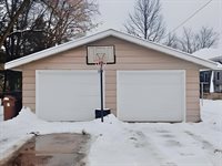 2609-2611 Ellis Street, Stevens Point, WI 54481