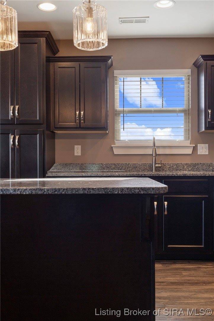 2000 Crestview Lane, Georgetown, IN 47122