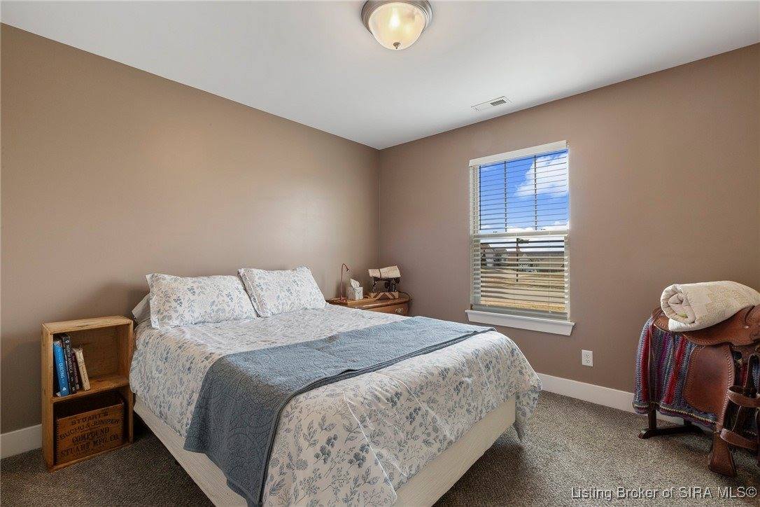 2000 Crestview Lane, Georgetown, IN 47122