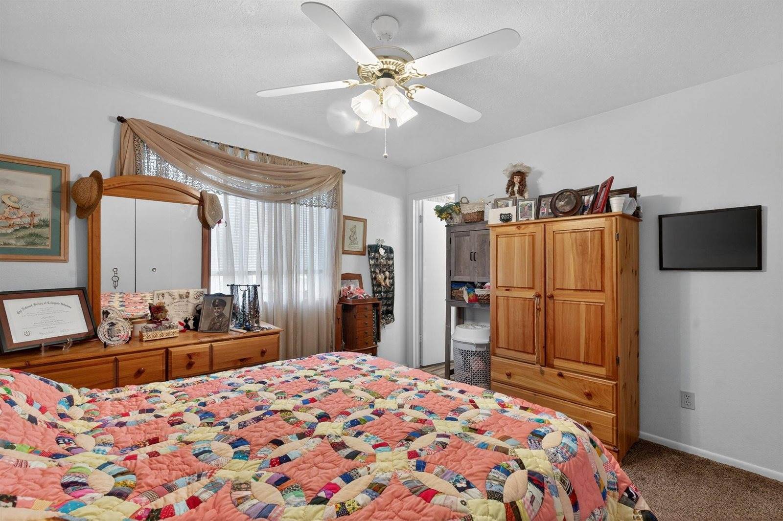 580 Calder Avenue, American Falls, ID 83211