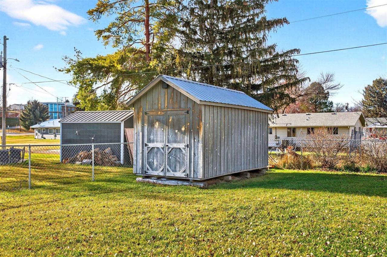 580 Calder Avenue, American Falls, ID 83211