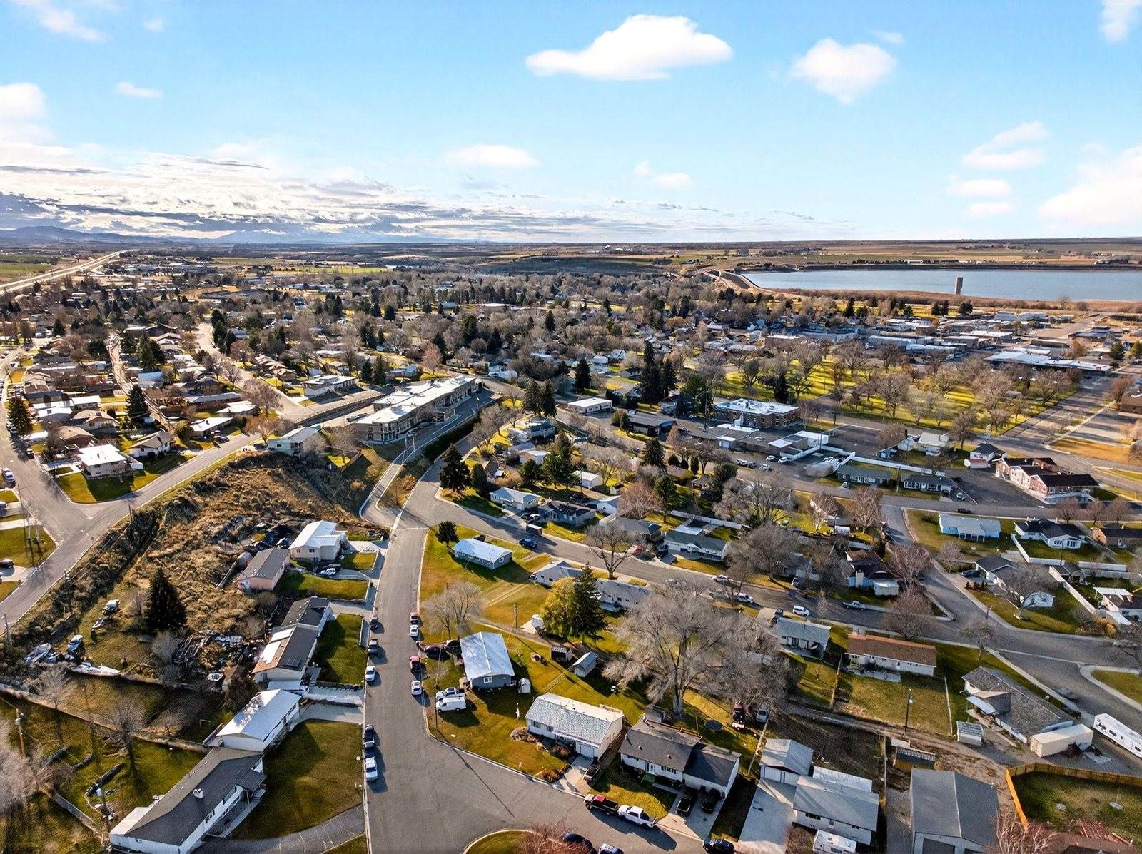 580 Calder Avenue, American Falls, ID 83211