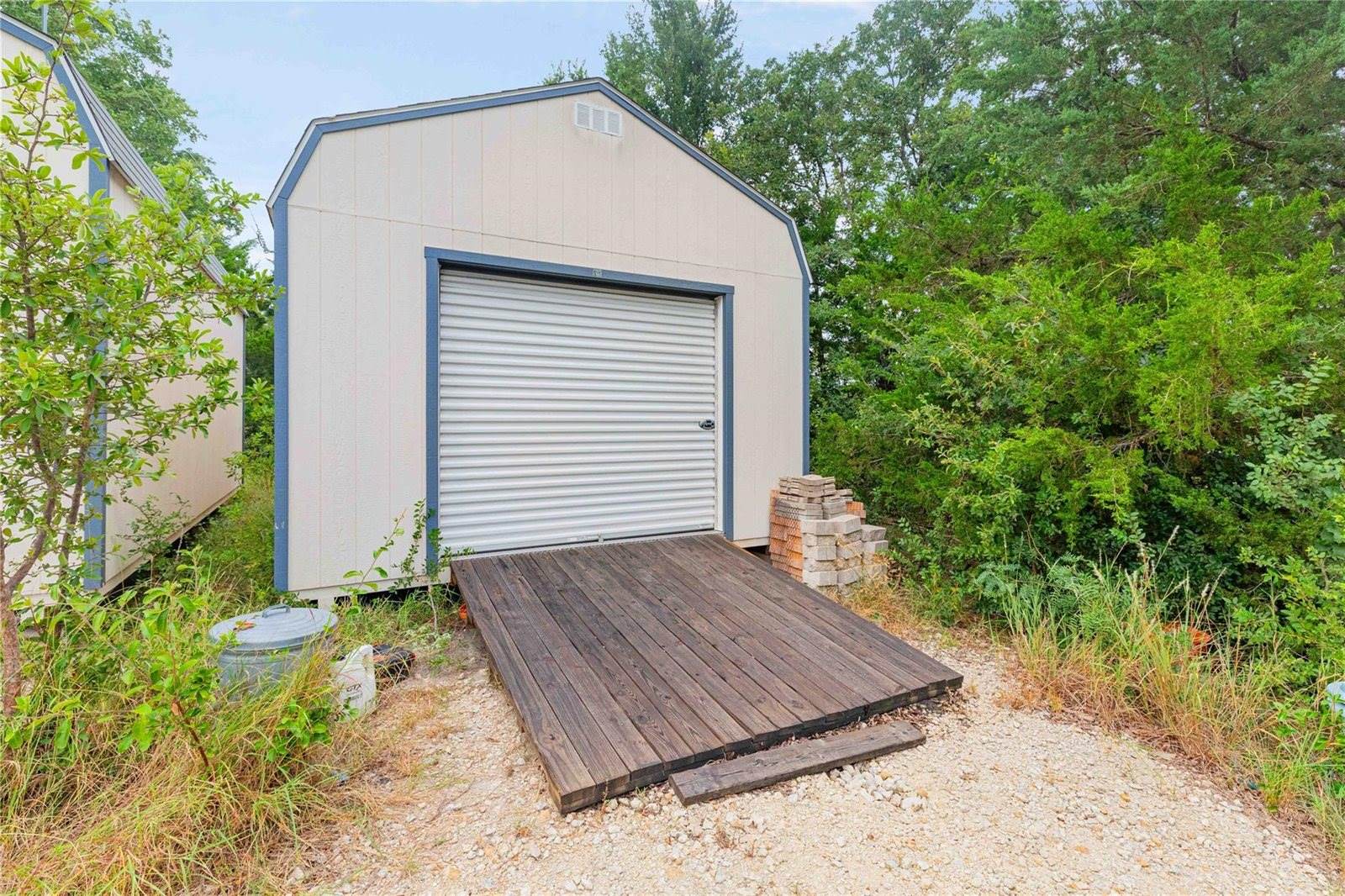 680 Mallard Drive, Caldwell, TX 77836