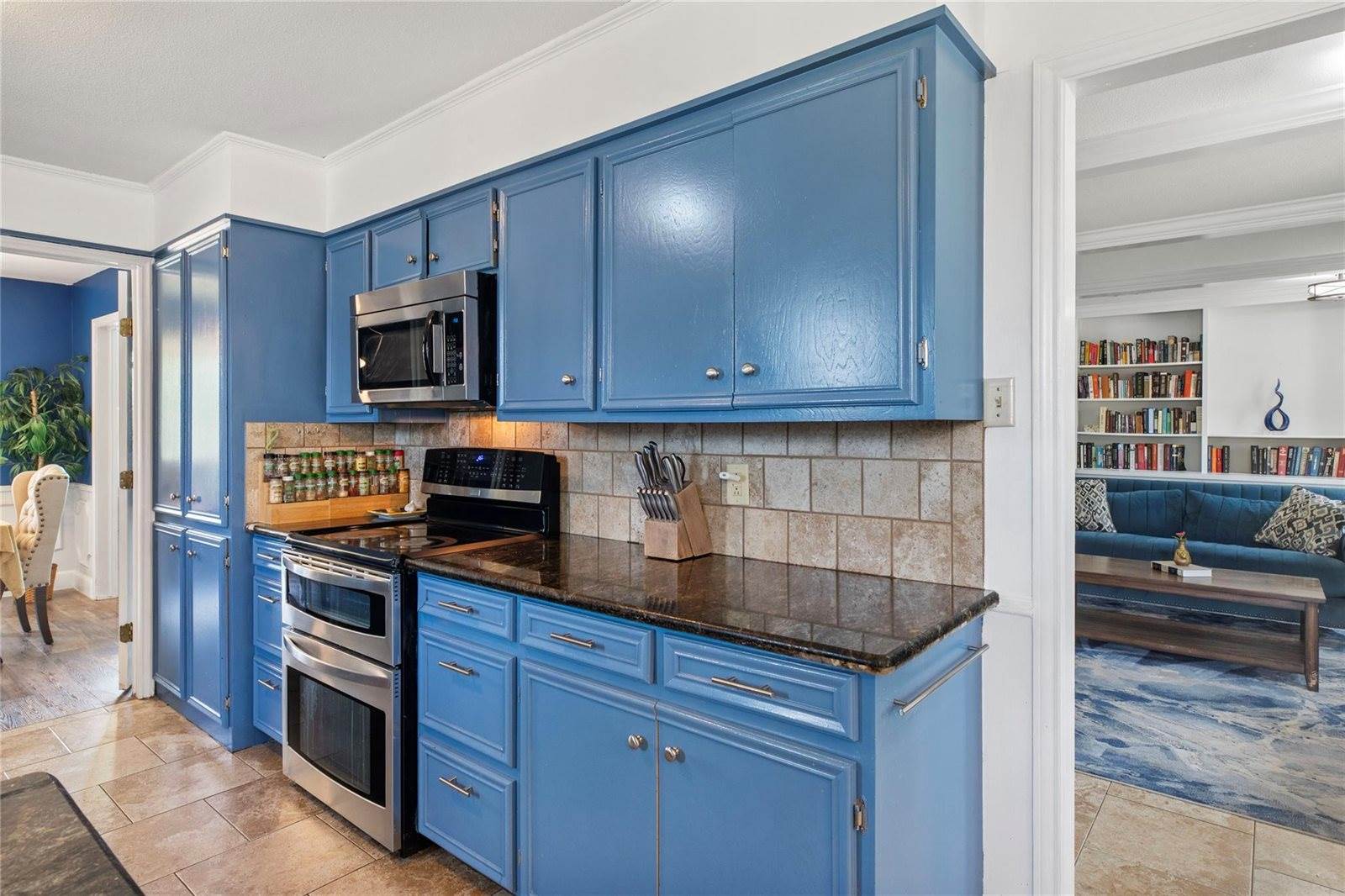 2513 Broadmoor Drive, Bryan, TX 77802