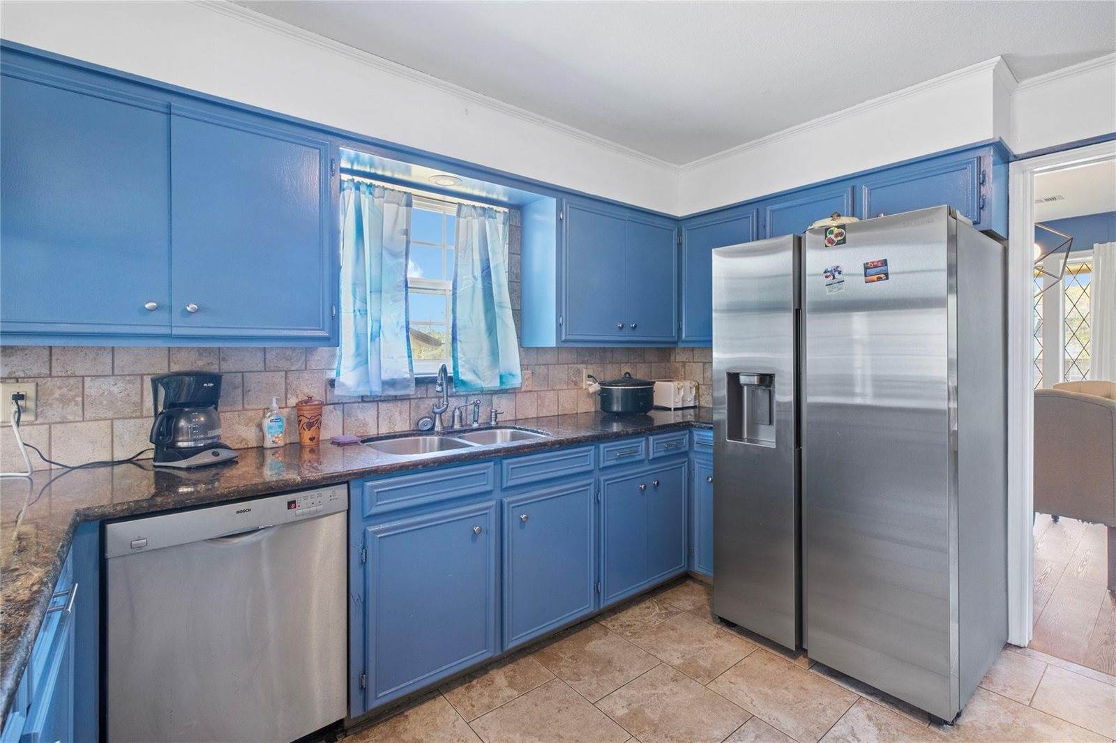 2513 Broadmoor Drive, Bryan, TX 77802