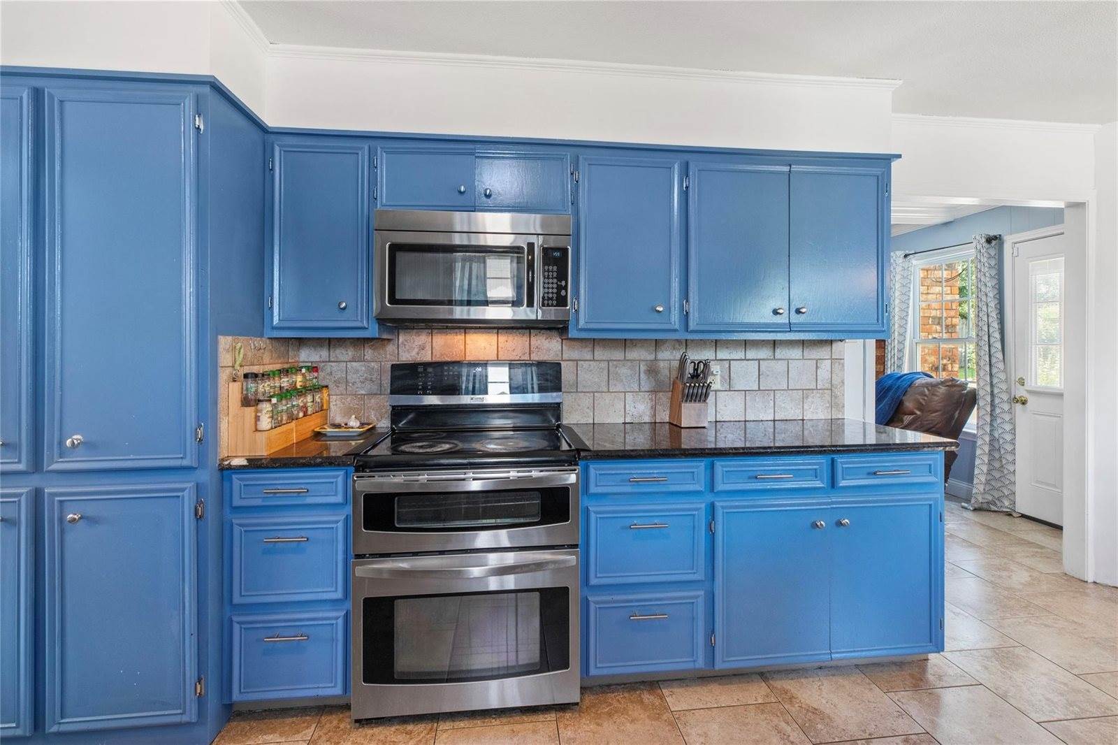 2513 Broadmoor Drive, Bryan, TX 77802