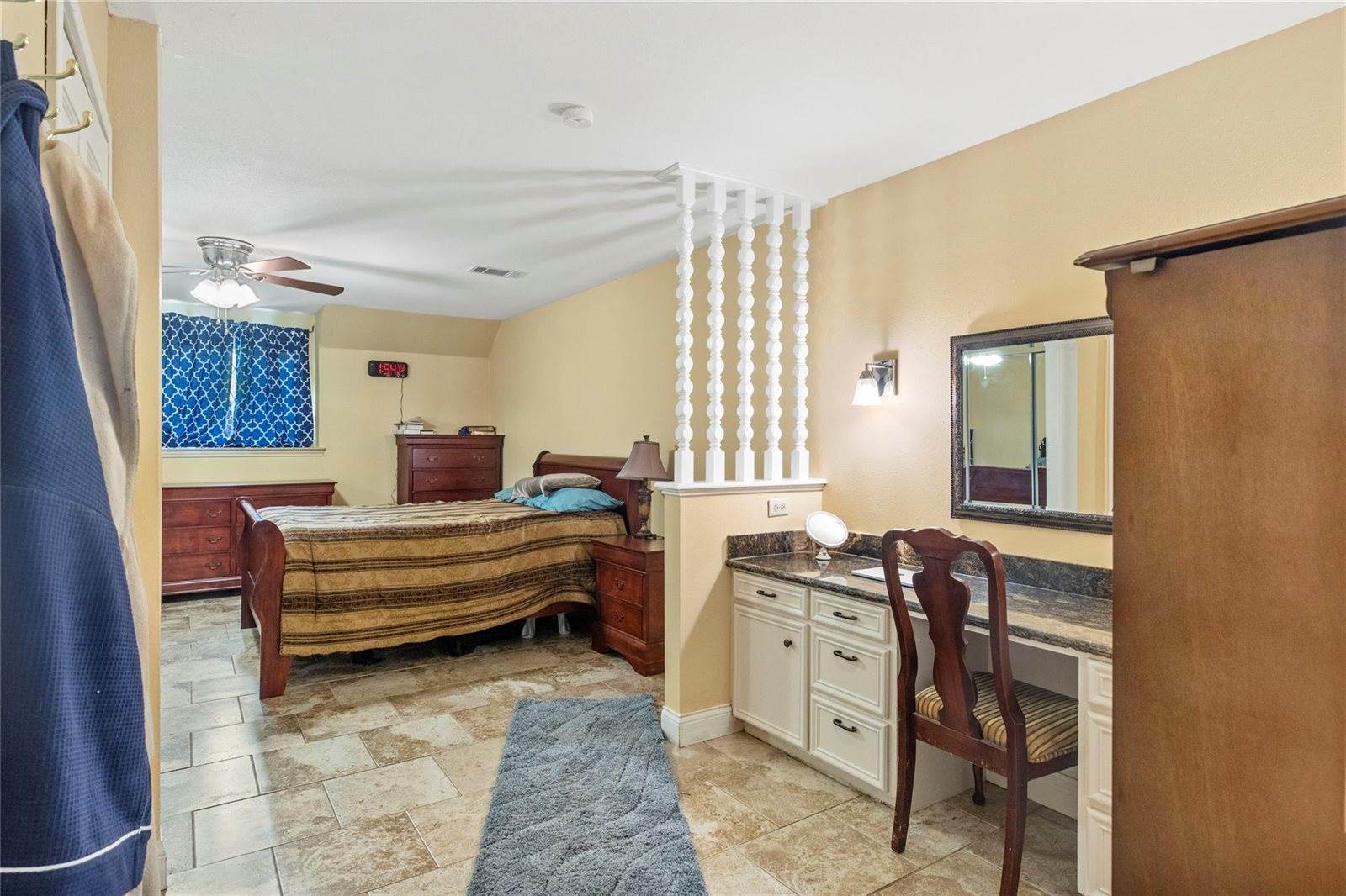 2513 Broadmoor Drive, Bryan, TX 77802