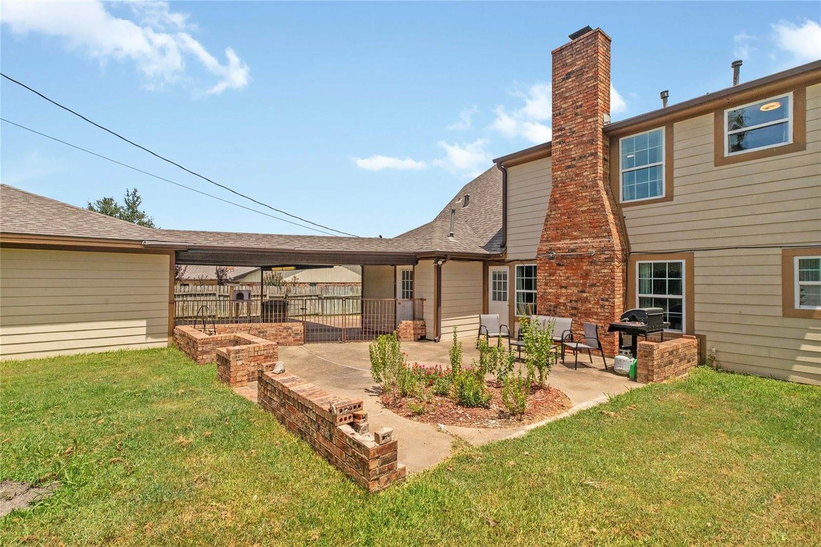 2513 Broadmoor Drive, Bryan, TX 77802