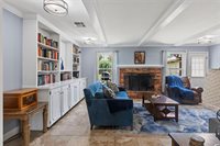 2513 Broadmoor Drive, Bryan, TX 77802