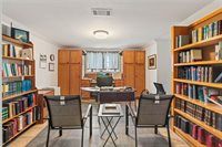 2513 Broadmoor Drive, Bryan, TX 77802