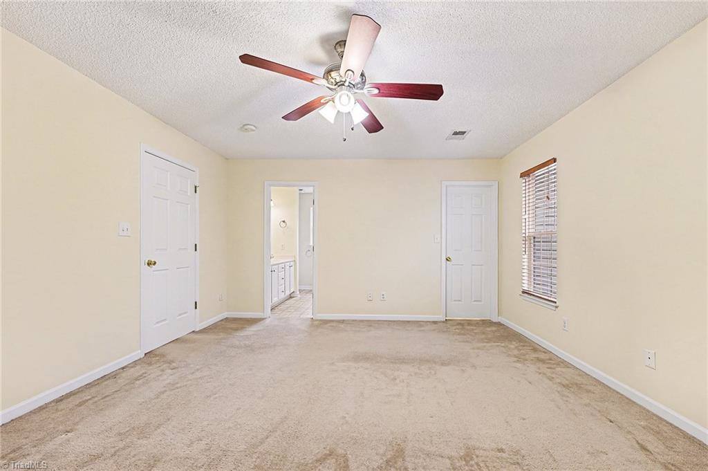 4512 Ridgefall Road, Greensboro, NC 27410