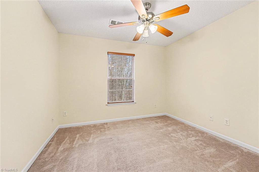 4512 Ridgefall Road, Greensboro, NC 27410