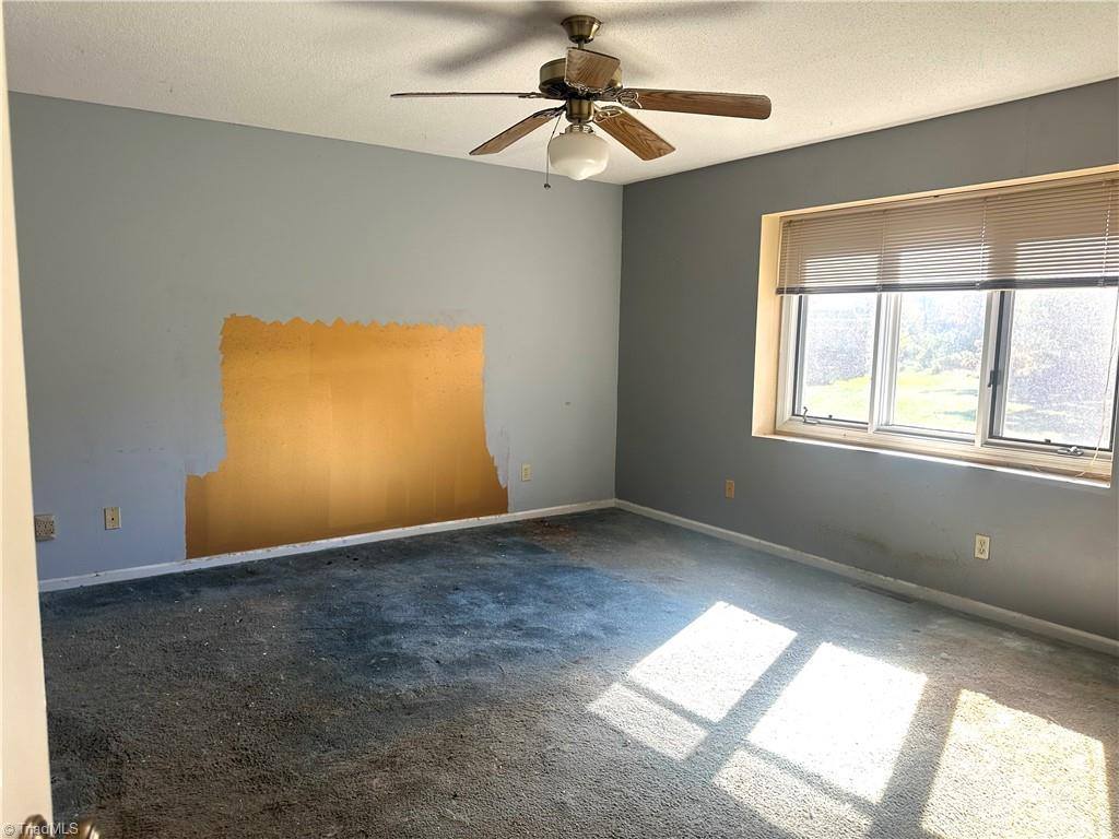 159 Old Mill Road, High Point, NC 27265