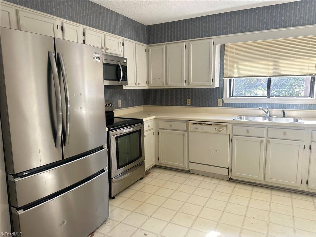 159 Old Mill Road, High Point, NC 27265