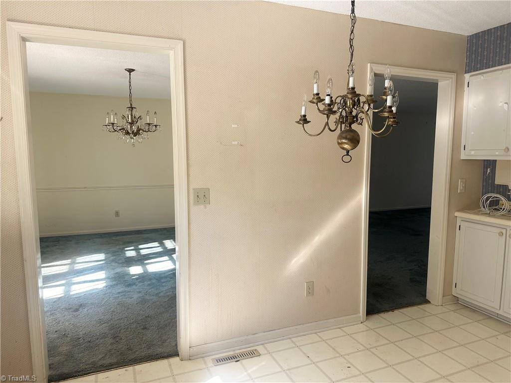 159 Old Mill Road, High Point, NC 27265