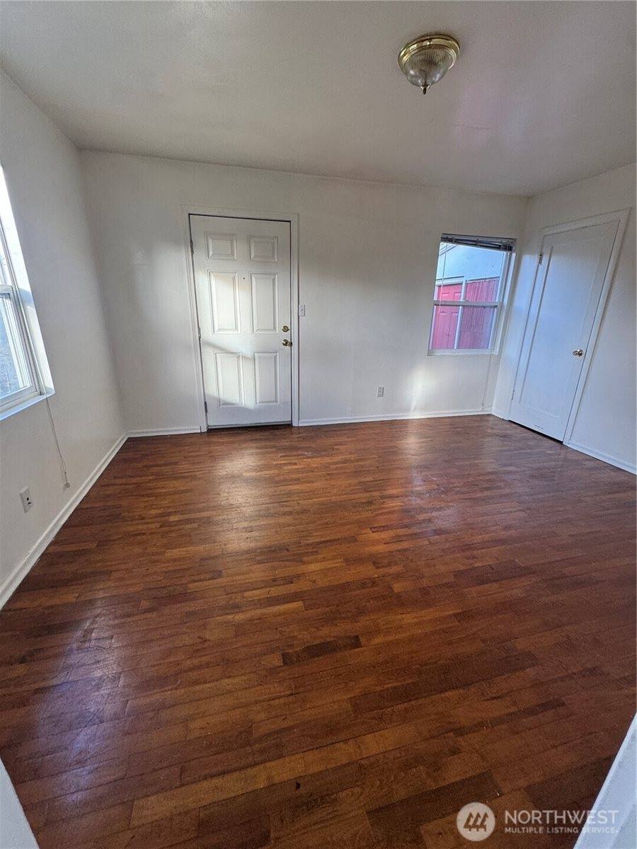 522 H Street SW, Tumwater, WA 98512