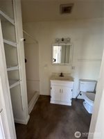 522 H Street SW, Tumwater, WA 98512