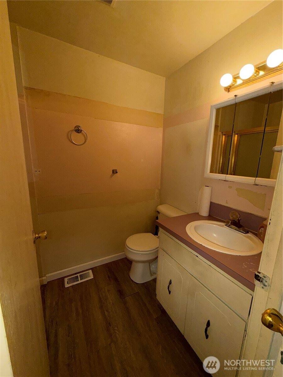 7106 38th Drive SE, Lacey, WA 98503