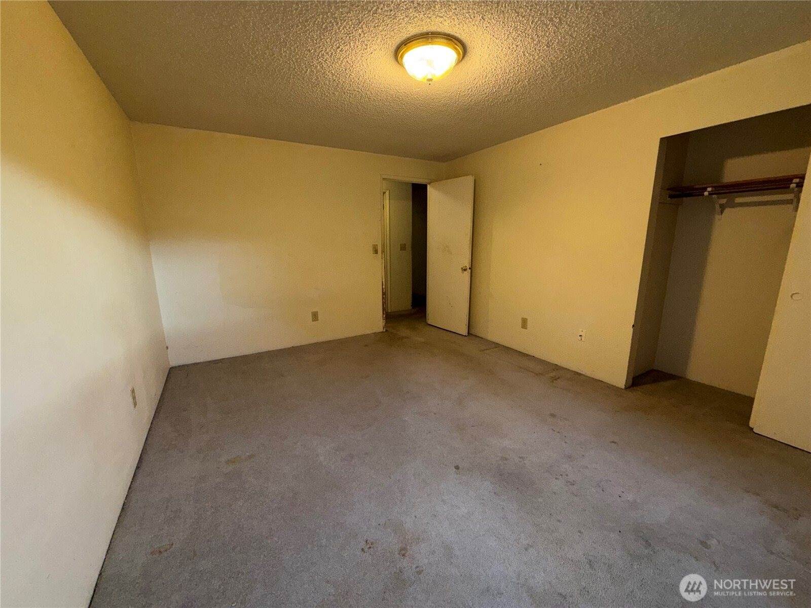 7106 38th Drive SE, Lacey, WA 98503